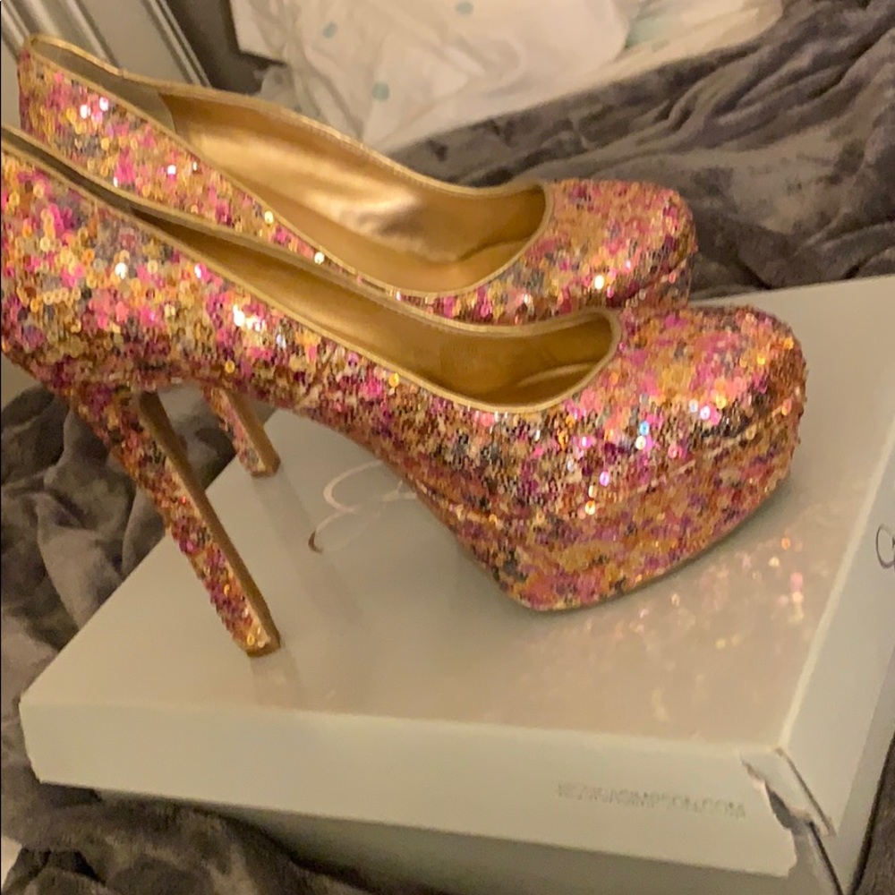 Jessica Simpson JS-Devin2 Golden Rose/Spark Fabric